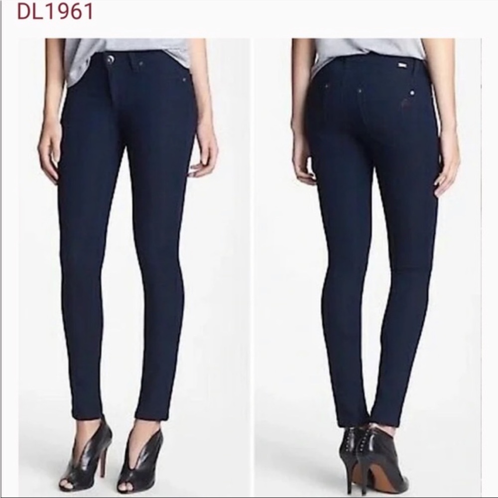 DL1961 Emma Low-Rise Skinny Denim Jean in Flatiron 31